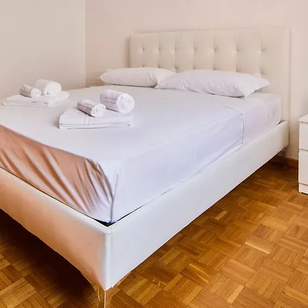 Corvetto Elyon Apartment Milan