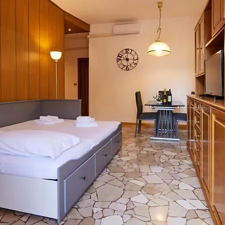 Apartment Corvetto Elyon Milan